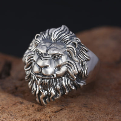 ring in silver with a head of furious lion