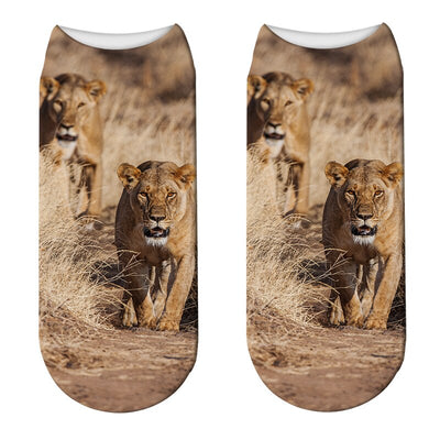 Sock lion walking family in the middle of the savannah