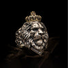 ring lion head in silver with a flaming mane
